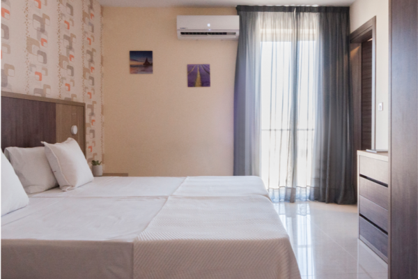 Room, Blubay apartments