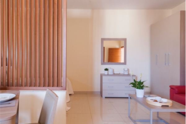 Spacious St Blubay hotel rooms with dining and study tables